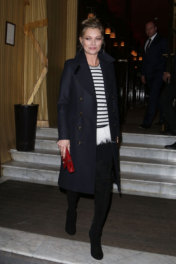 PARIS, FRANCE - NOVEMBER 06: Kate Moss leaves the 'Costes' hotel on November 6, 2014 in Paris, France. (Photo by Marc Piasecki/GC Images)