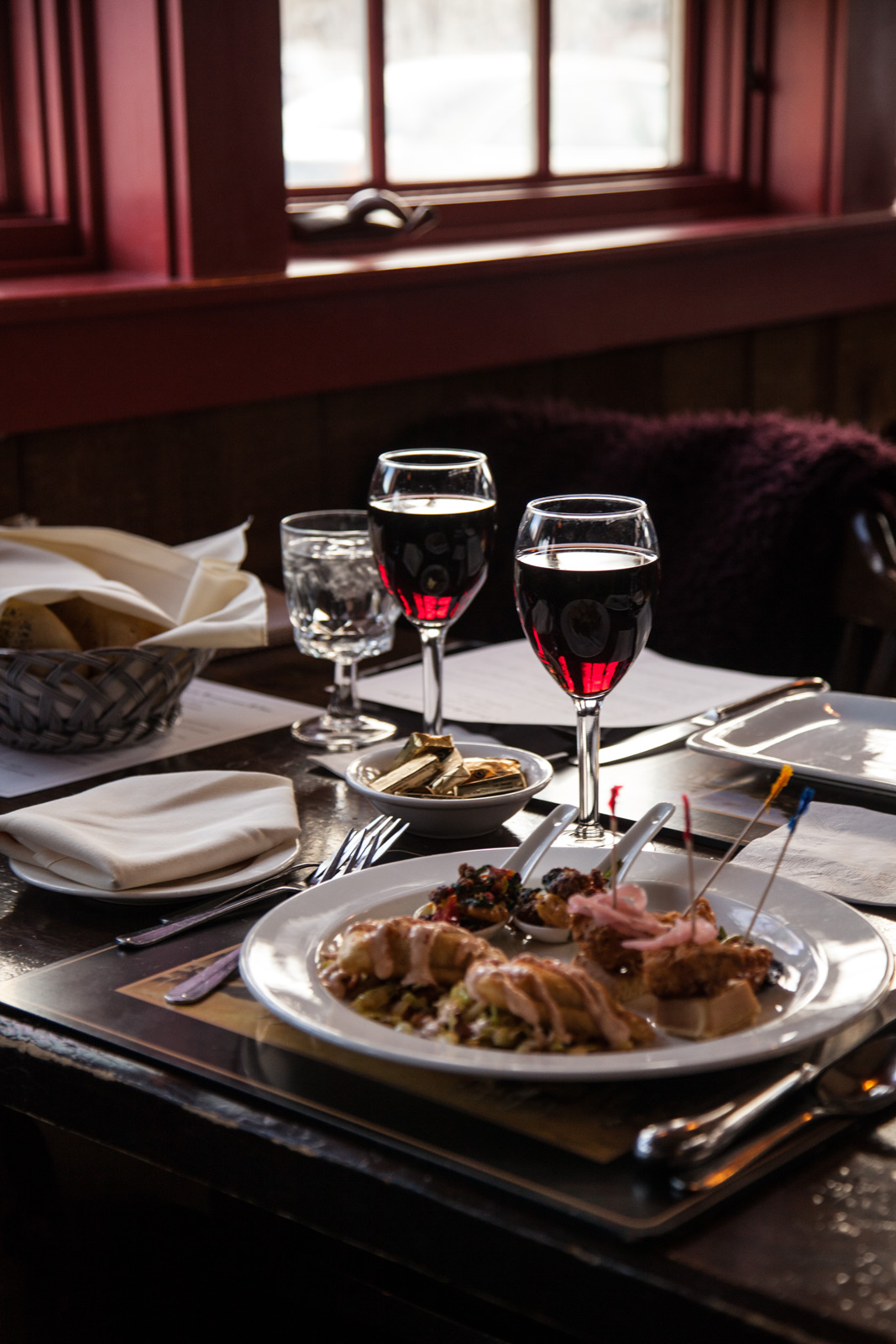 Fife 'n Drum Restaurant & Inn Unlocking Connecticut